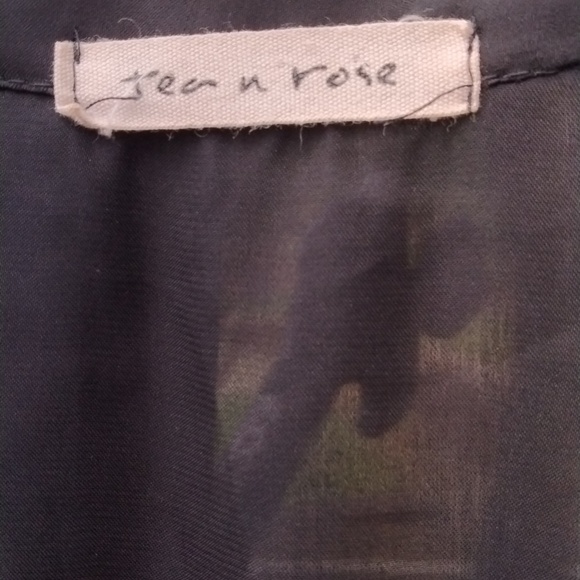 Jen N Rose silky polyester ruffled dress size medium - Picture 3 of 13